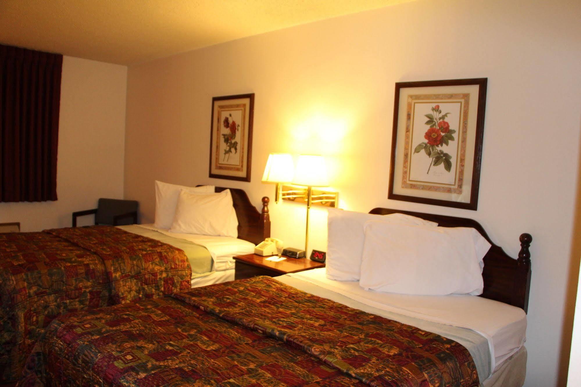 Motel 60 And Villa Centerville 외부 사진